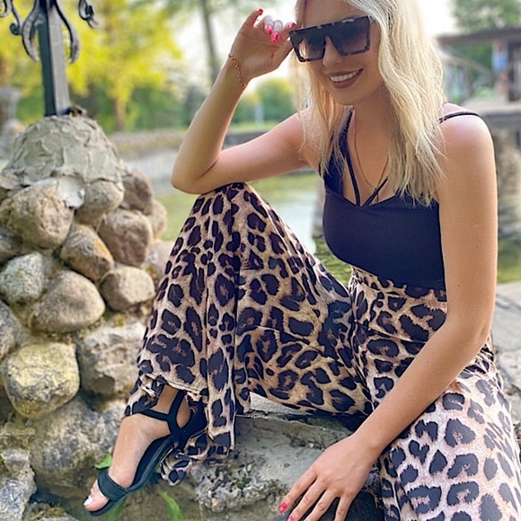 LEOPARD HIGH WAISTED WIDE LEG PANTS - Picture 6 of 8